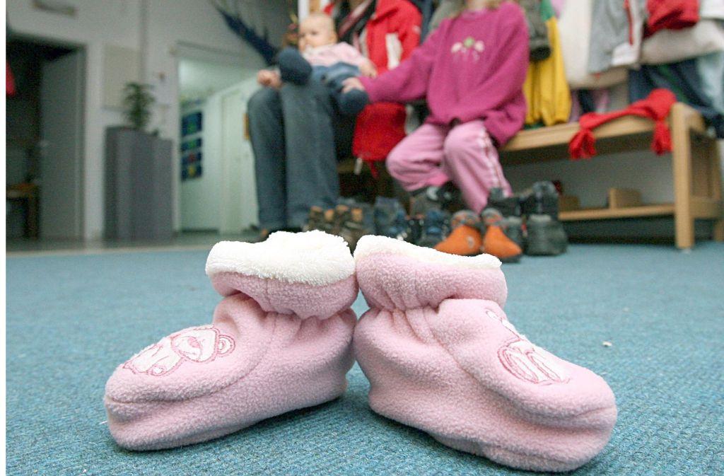 Schuhe für Kleinkinder: Von Anfang an gut zu Fuß - Wissen - Stuttgarter Nachrichten