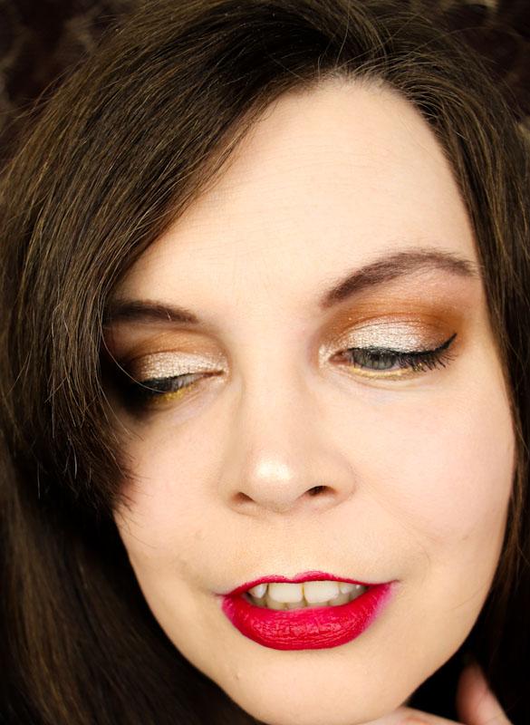 Novoroční make-up: 4 nápady na dráhu, které letos nosíme!