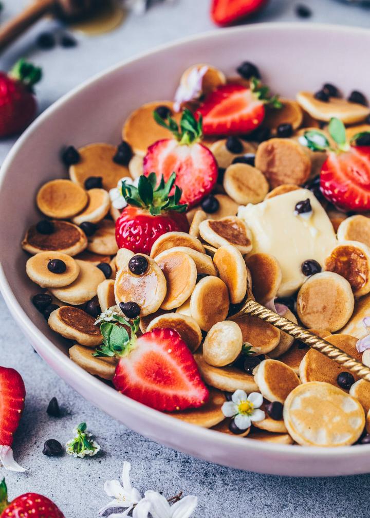 Pancake Cereal: Rezept für vegane Mini-Pancakes zum Frühstück 