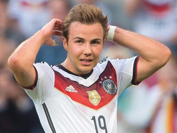 Mario Götze apologizes to Playstation players for missed penalty 