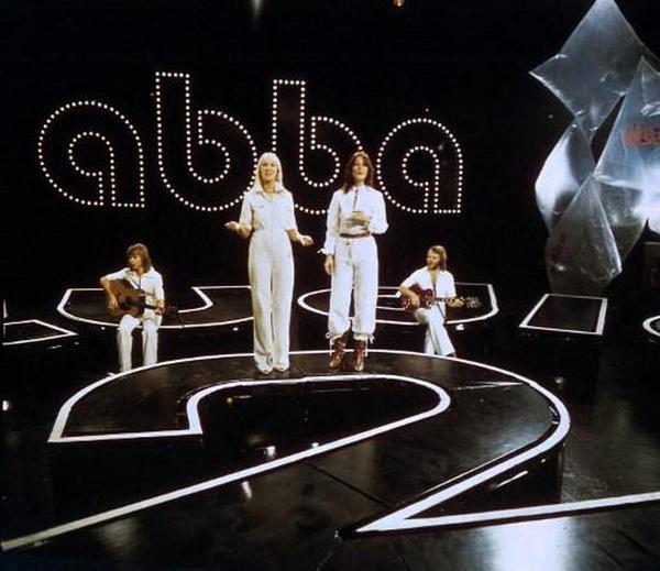 BR-Navigation Bayern 2 - Zündfunk Schwedische Legenden Der ABBA-Hype auf TikTok beweist, dass die Band jede Generation aufs Neue begeistert 