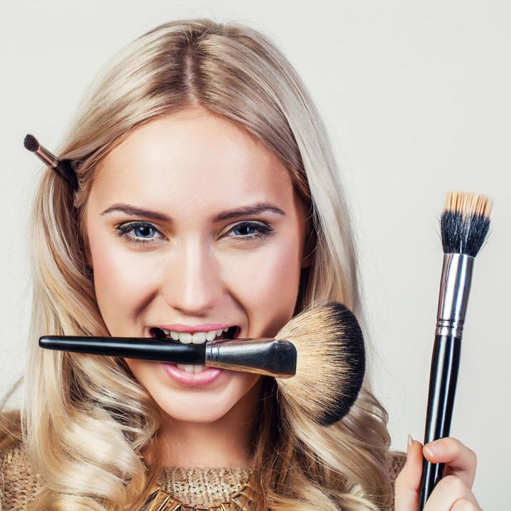  Foundation Brush: How to Find the Right One |  GALA.de