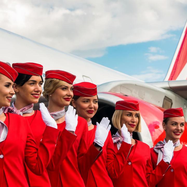 Make-up-Pflicht für Stewardessen: Diese Airline schafft sie ab!