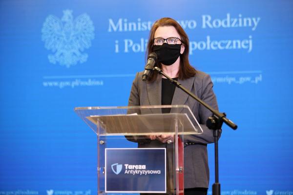 Zmiany w emeryturach. Prof. Gertruda Uścińska dla money.pl: Tak wygląda przyszłość świadczeń
