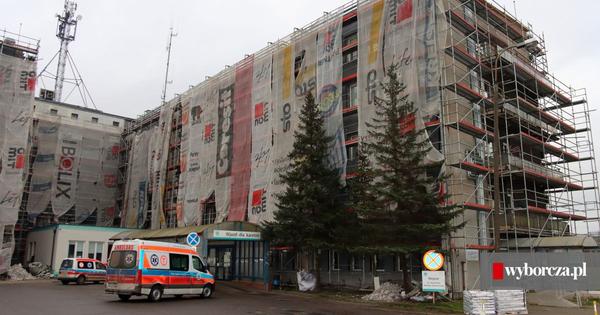 Budynki prabuckiego szpitala już wkrótce wypięknieją! Trwa termomodernizacja obiektów dawnego sanatorium [ZDJĘCIA]