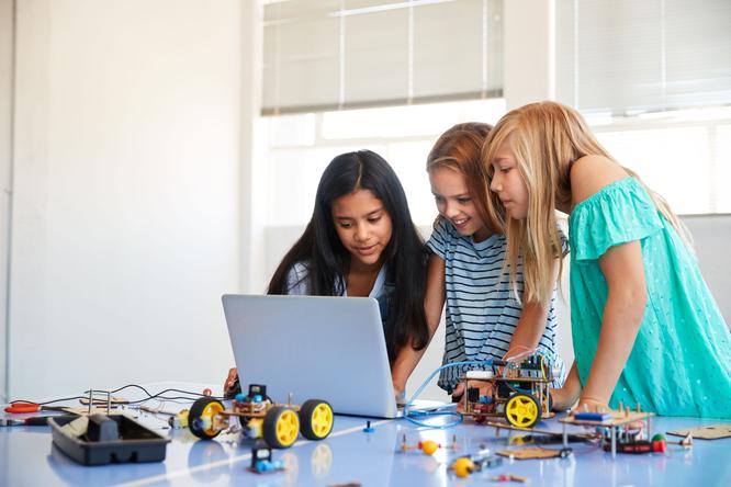 Why aren’t more girls in the UK choosing to study computing and technology? 