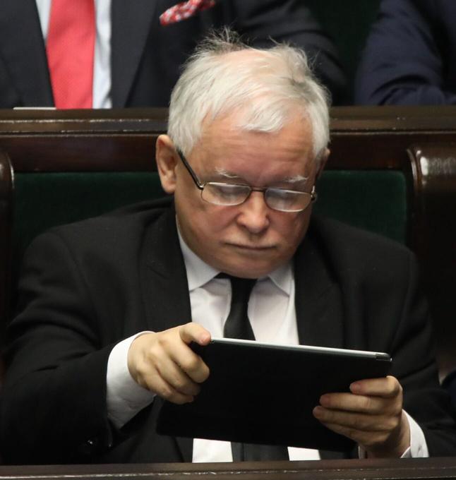Pegasus, czyli jak prezes Kaczyński zrobił idiotów z premiera, dwóch ministrów i rzecznika PiS