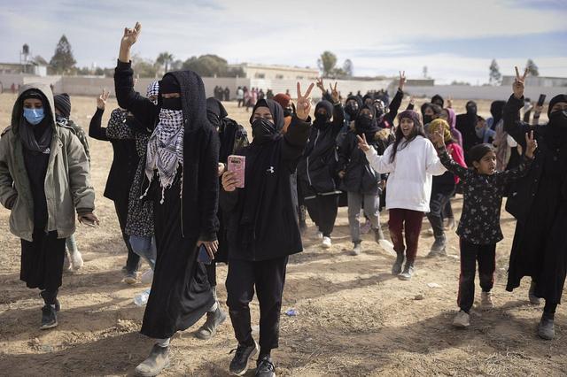 Bedouin women on the front line against apartheid 