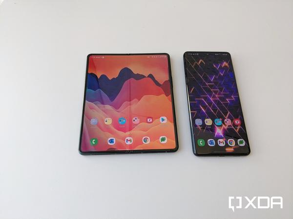 Samsung Galaxy Z Fold 3 vs. Galaxy S21 Ultra: which is the ultimate Samsung phone? 