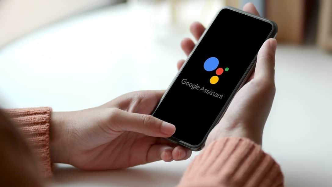 www.androidpolice.com Google Assistant will soon let you mute alarms or answer calls without saying 'Hey Google' on phones 