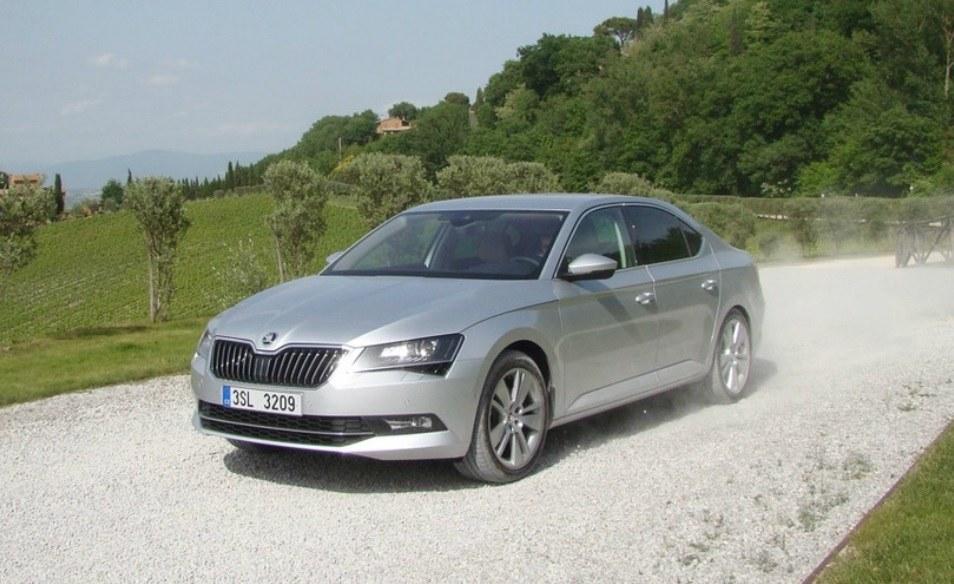 Scala and Superb.Innovations in new Skoda models - Automotive at INTERIA.PL