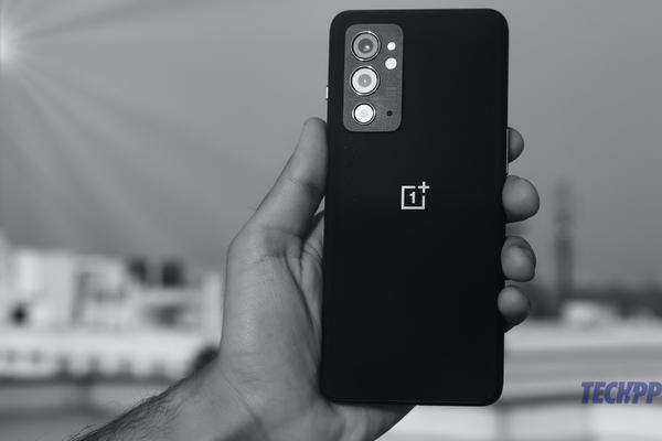 [Face-Off] OnePlus 9RT vs Xiaomi 11T Pro: The budget flagship duel 