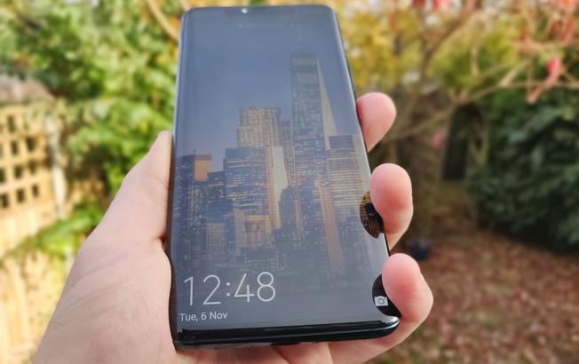 Huawei Mate 20 Pro review: The notch giveth, and the notch taketh away