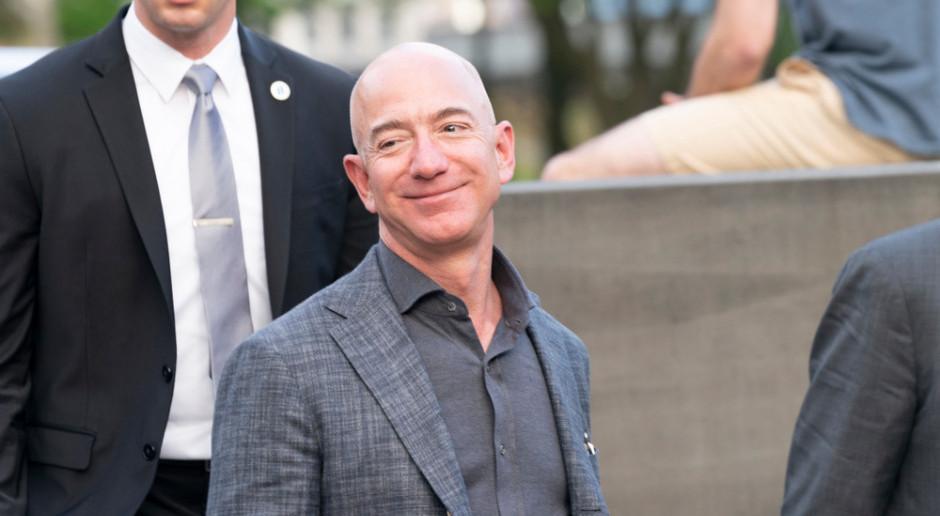 Związkowcy z Amazona: Bezos w kosmos i nie wracaj! Lider AgroUnii ostro nt. Kauflandu, Biedronki i Lidla