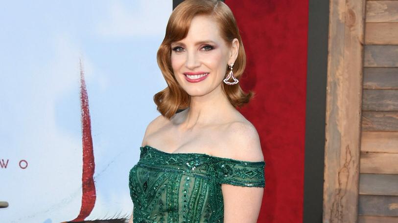 Jessica Chastain: Another woman with every outfit 
