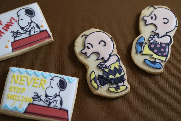  Snoopy and Charlie Brown's icing cookie workshop!  "PEANUTS DINER Yokohama" will be held on November 22nd, and "PEANUTS Cafe Nakameguro" will be held on November 27th and 28th!  !!Corporate Release | Nikkan Kogyo Shimbun Electronic Edition