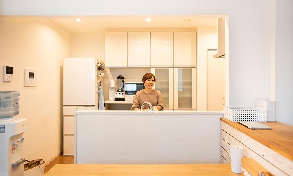 子ども4人・フルタイム勤務でもキッチンカウンターを常にきれいに保つ方法（サンキュ！） - Yahoo!ニュース 