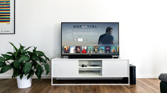  print font size A small but practical piece of furniture.  Choose a suitable table under the TV