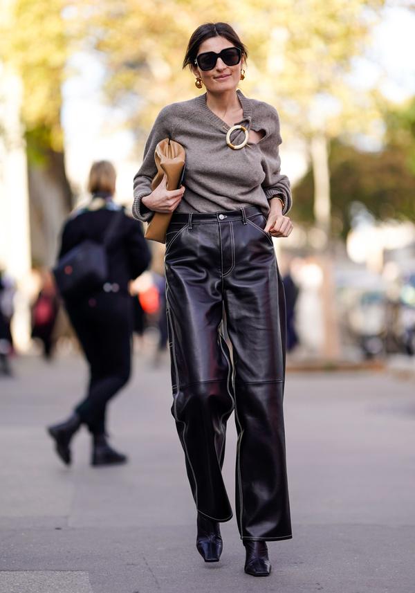 Weite Lederhosen: So stylen Sie die Trend-Hose - bildderfrau.de 
