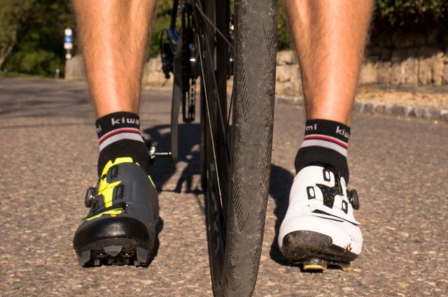 Top 10: Gravel bike shoes?: The right shoes for the trend sport Gravel Velomotion: Magazine for tests, technology, recommendations and innovations for everything to do with bicycles and e-bikes 