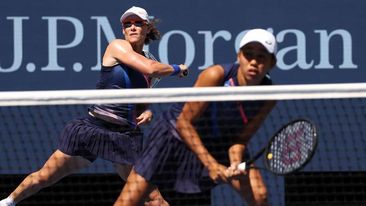 US Open: Stosur and Zhang win title by beating "McCoco".