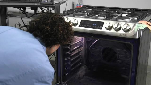 Is It Safe to Run Your Oven's Self-Clean Cycle? - Consumer Reports Loading