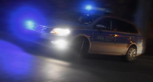 POL-VER: Raub auf Tankstelle in Verden - Polizei bittet um Hinweise aus der Bevölkerung ++ Einbruch nicht gelungen ++ Flüchtiger Unfallverursacher gesucht ++ Von der Fahrbahn abgekommen ++