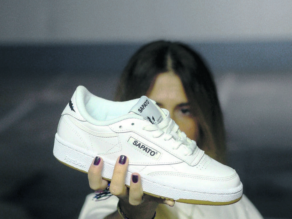 Weißer wird‘s nicht: Sapato-Store Kassel mag es bringt minimalistischen Custom-Sneaker auf den Markt 