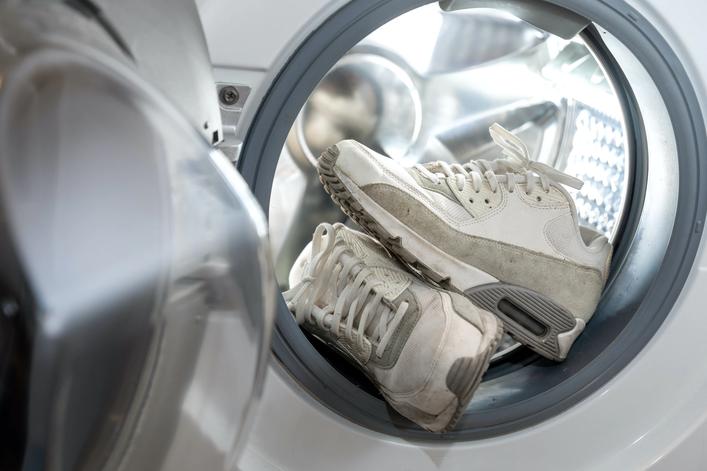 Should you always wash the sports clothes immediately after training?