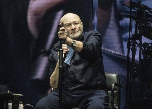 Phil Collins: Bei seinen Konzerten muss er sitzen | GALA.de 