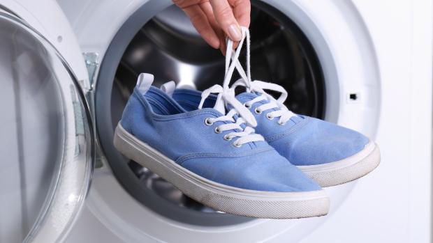 Schaden der Kleidung und dem Gerät: Was auf keinen Fall in der Waschmaschine landen sollte