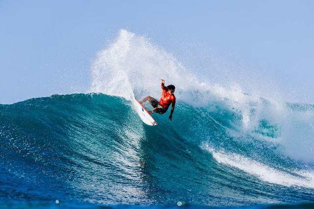 『Hurley Pro Sunset Beach』はバロン・マミヤとブリッサ・ヘネシーが優勝！ | THE SURF NEWS「サーフニュース」 
