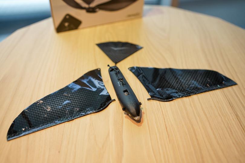 lifehacker
lifehacker LifeHacker LifeHacker 操れると面白い！ 本物そっくりに飛ばせる鳥ラジコン「MetaBird」で遊んでみた 