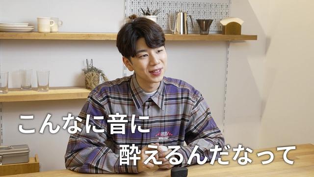 西山宏太朗がソニーの完全ワイヤレスイヤホン「WF-1000XM4」を体験｜自身の楽曲や、敬愛する藤井隆＆ハロプロを“いい音”で味わい尽くす - コミックナタリー 特集・インタビュー