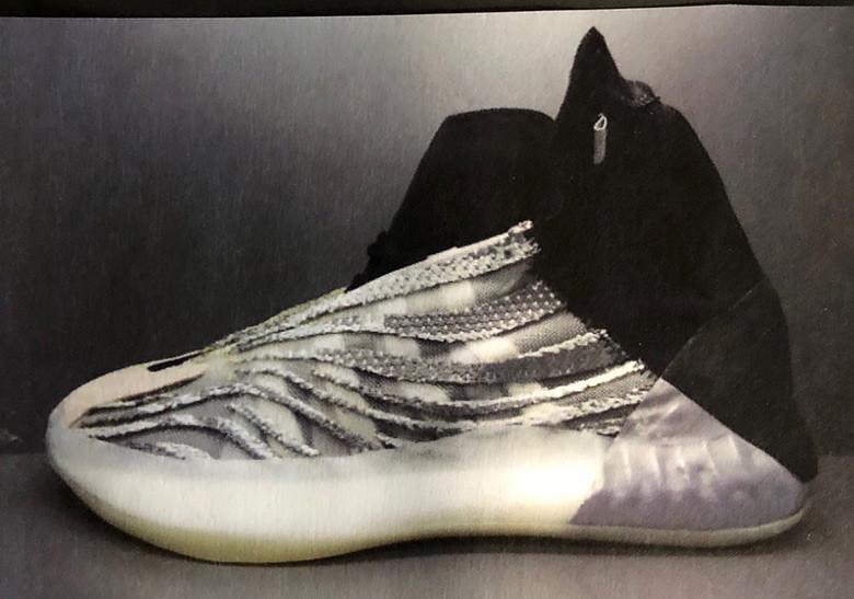 カニエ・ウェストがウガンダの子供たちに YEEZY BOOST 350 V2 をプレゼント | HYPEBEAST.JP 