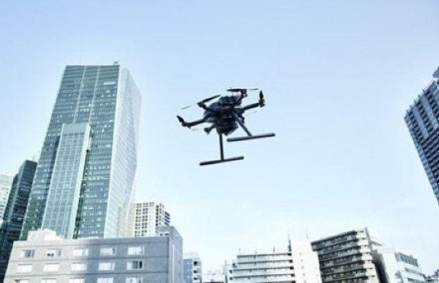 世界初の新規上場を果たしたドローン専業メーカー、トップが見据える未来とは？｜ニュースイッチ by 日刊工業新聞社