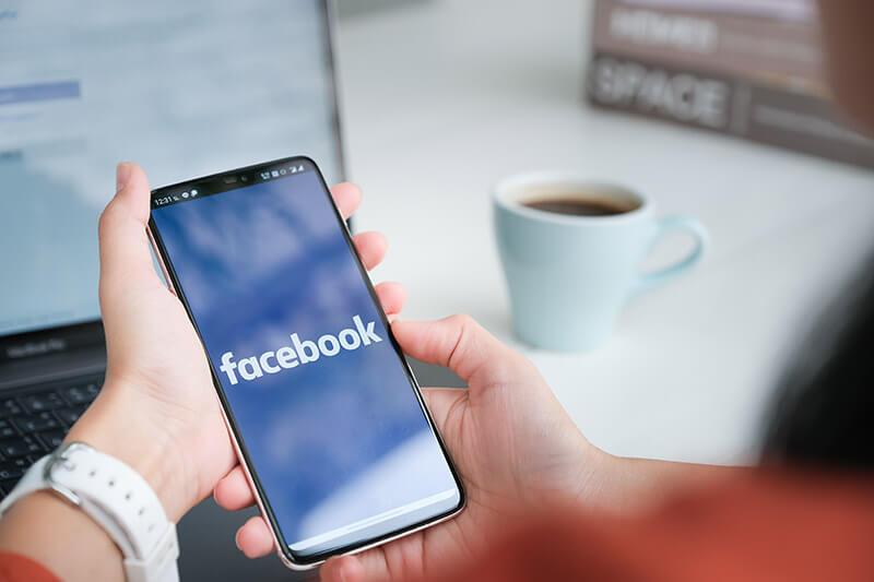 Should I delete the Facebook app from my iPhone!? Your current actions and information may be leaked?