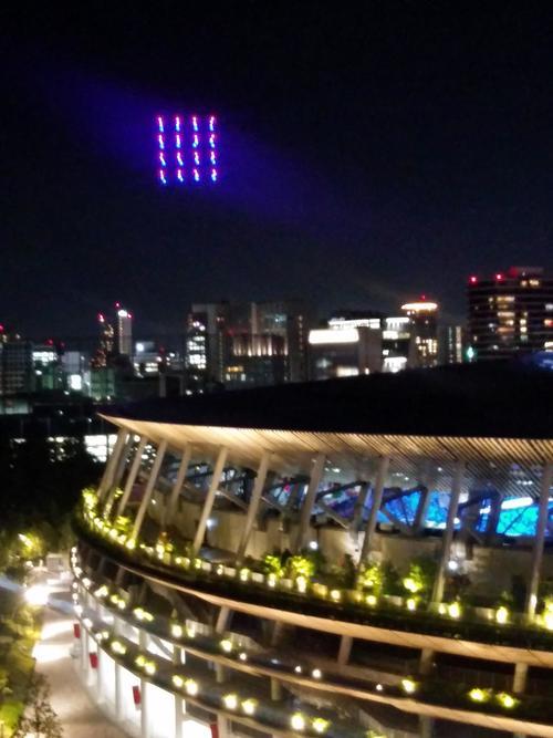 五輪開会式演出か？　会場に響く「ドラクエ」テーマ曲、闇夜のドローン大群 - 東京オリンピック2020 : 日刊スポーツ
