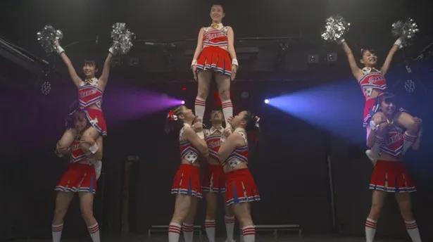The cheerleader is "Kemono -based idol"?| Web The Television