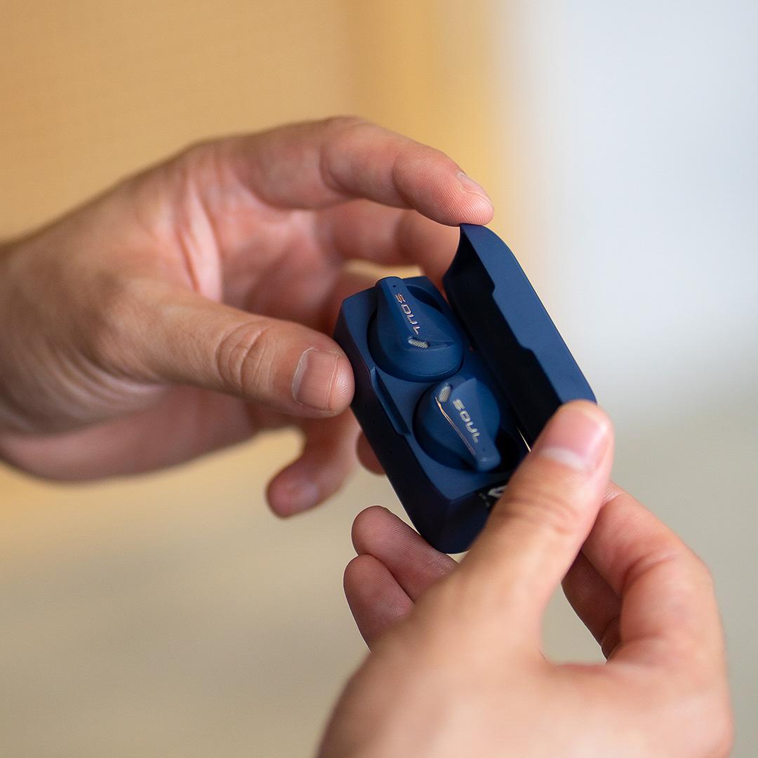 SOUL, fully wireless headset "EMOTION PRO", supports hybrid neural tube