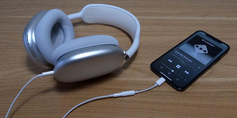 Engadget Logo
エンガジェット日本版 AirPods MaxがApple Musicのロスレス再生に対応できない理由 
