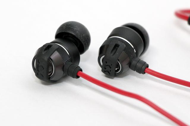 JVC「HA-FBT60」レビュー − 重低音再生に注力したBluetoothイヤホンが登場 - PHILE WEB 