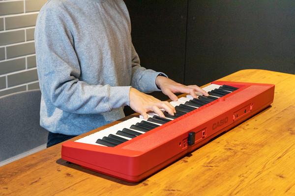 ハイクオリティな音とシンプルデザインの電子キーボードCasiotone「CT-S1」がスゴイ！ | マイナビニュース マイナビニュース マイナビ 
