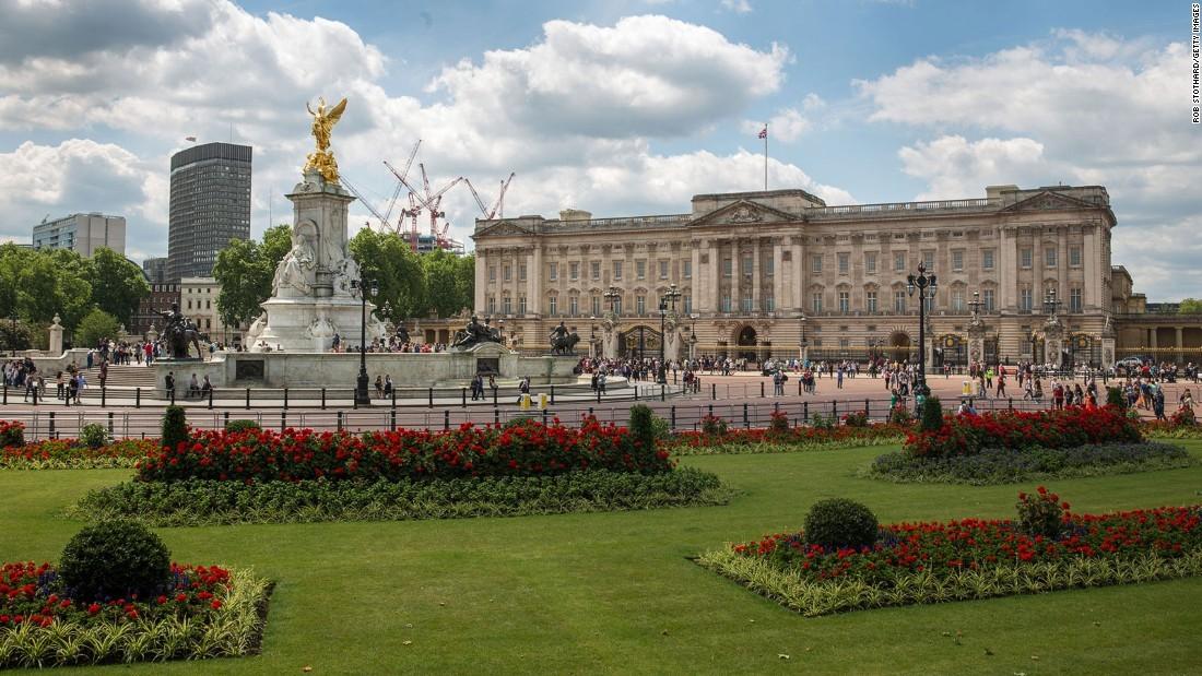 CNN.co.jp: Citizen's new "tourist attraction", closed in just six months, London- (1/2)