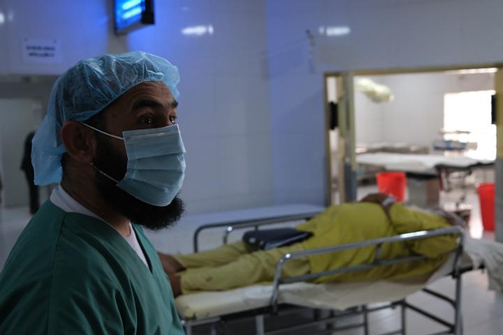 タリバンによる権力掌握　急激に変化しているアフガニスタンの医療現場はいま | 活動ニュース | 国境なき医師団