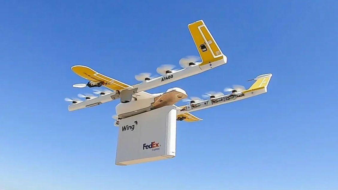 グーグル兄弟会社Wing、ショッピングセンターの屋上を配達ドローンの発着場として活用 - CNET Japan 