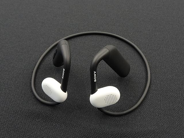 ソニー、耳に置くという新スタイル--オフイヤー型スポーツヘッドホンがクラファンに登場 - CNET Japan 