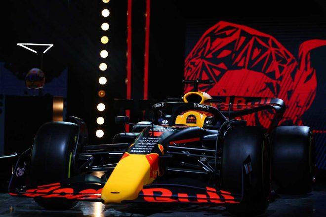 レッドブル、2022年型F1マシン「RB18」を発表…ORACLEがチームのタイトルパートナーに