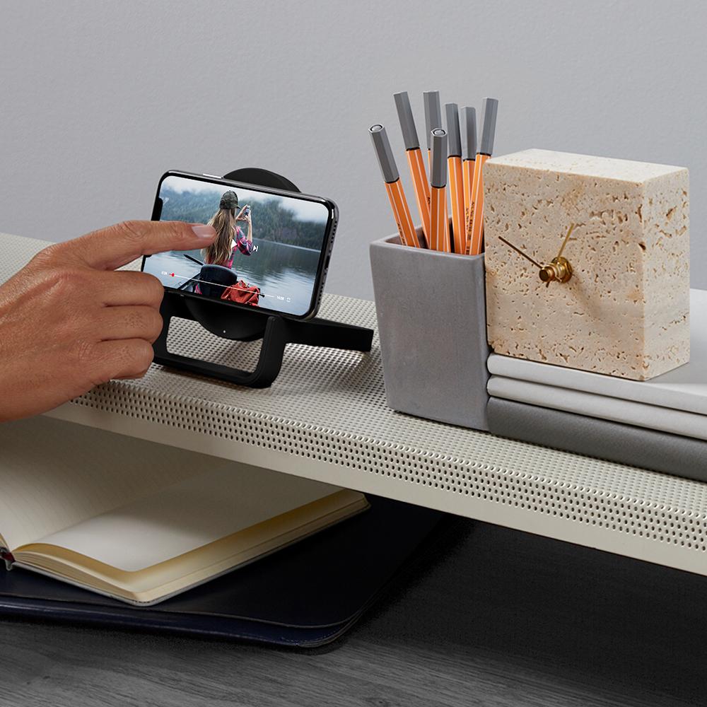 Ultimate charging just by placing! The long-awaited "BOOST↑UP™ Wireless Charging Stand", compatible with both vertical and horizontal smartphones, is now on sale ~Achieving more efficient wireless charging with a maximum output of 10W~