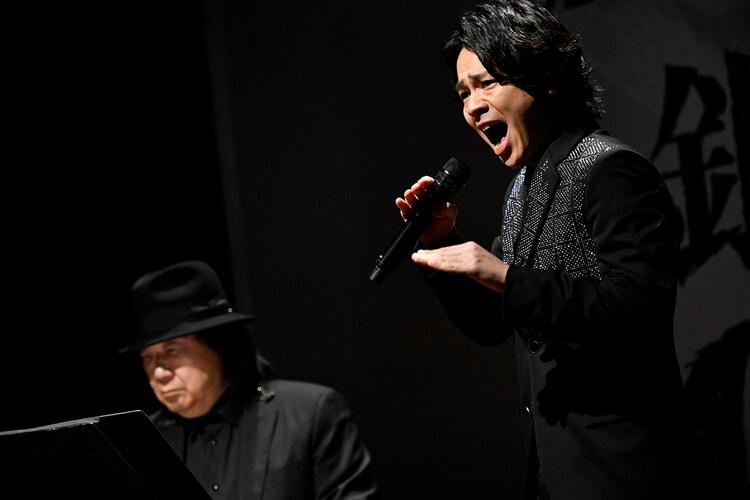 “命の光”輝かせる、中川晃教・花總まりらの「銀河鉄道999 THE MUSICAL」発進 